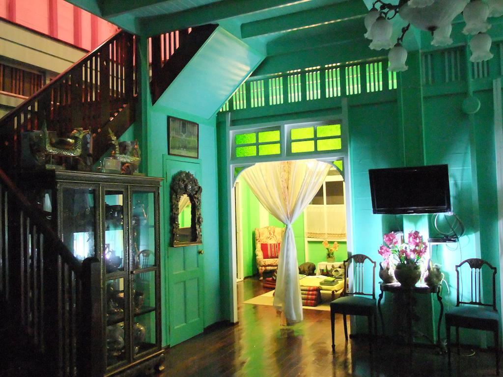Panida Suite Hotel Bangkok Exterior foto